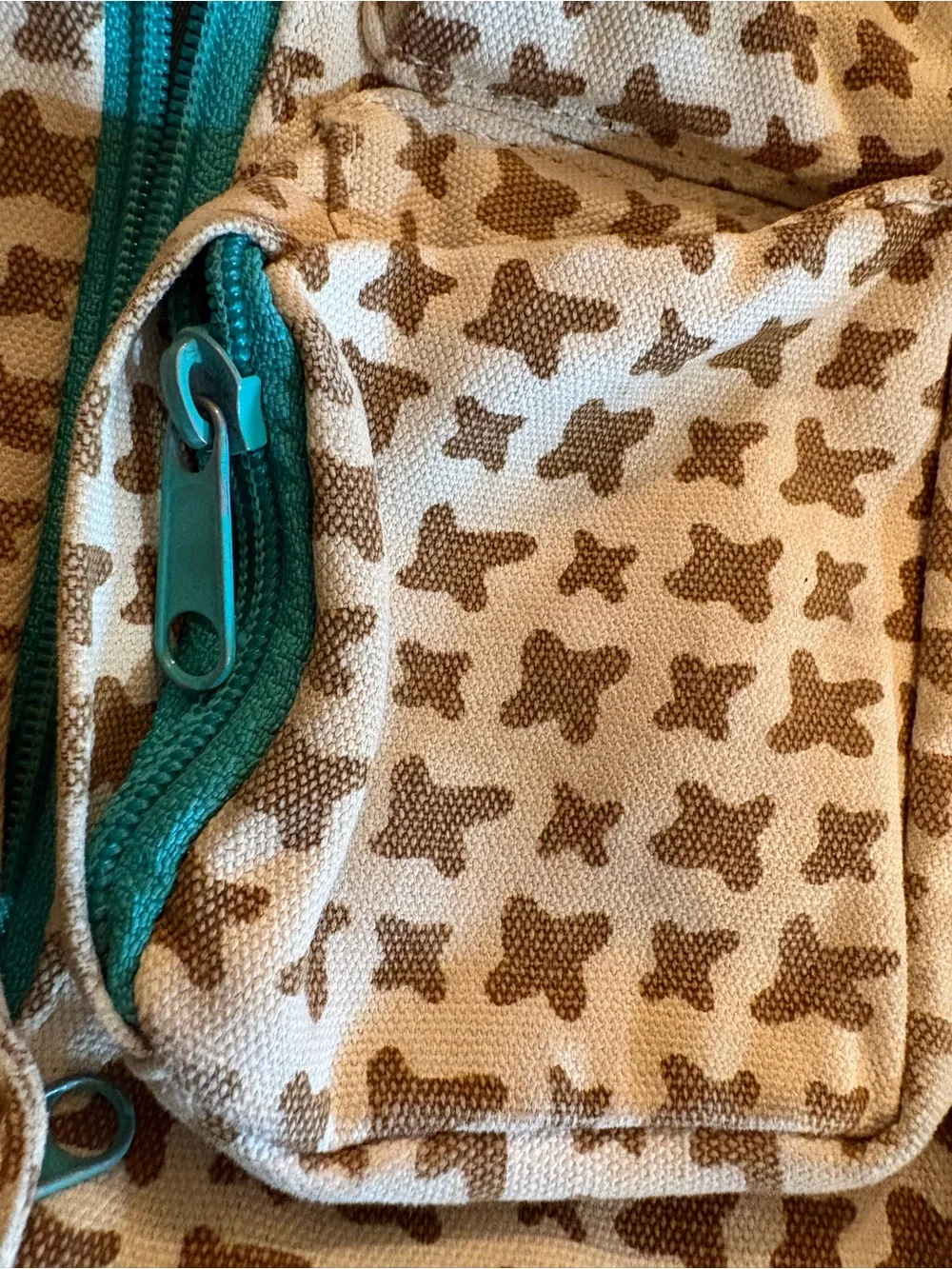 Kavu organization zipper exterior