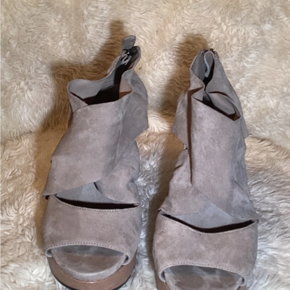 Eileen Fisher worn but