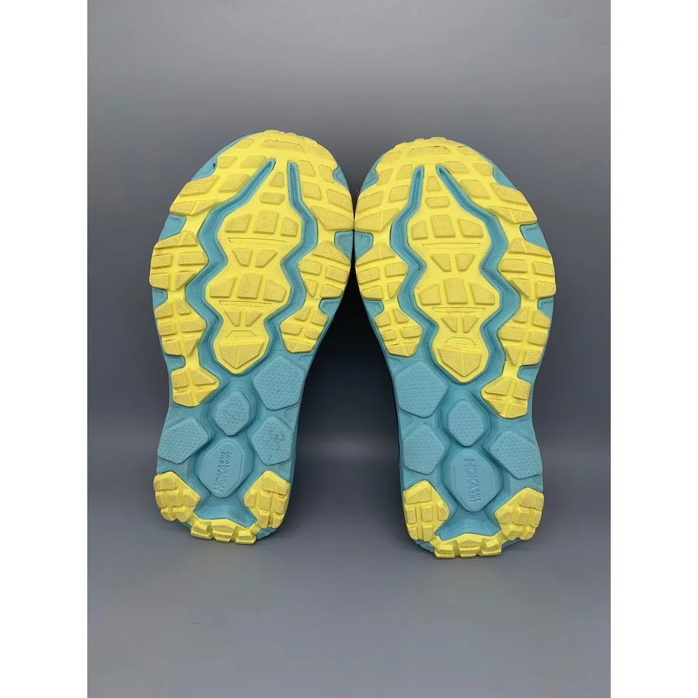 Hoka One One hoka one