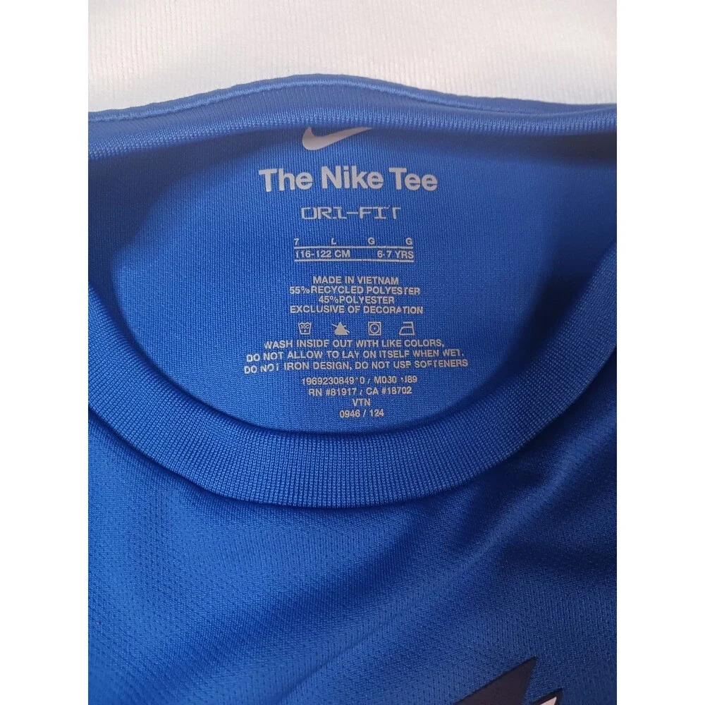 Nike Kids T-Shirt Dri Fit Nike  Logo Breathable Soft Active Play Sports Sz. S