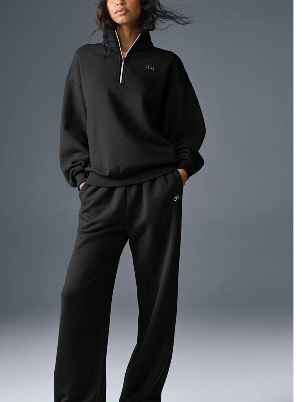 ALO Accolade 1/4 Zip Pullover - Black. Size XS.  Good Used Condition.