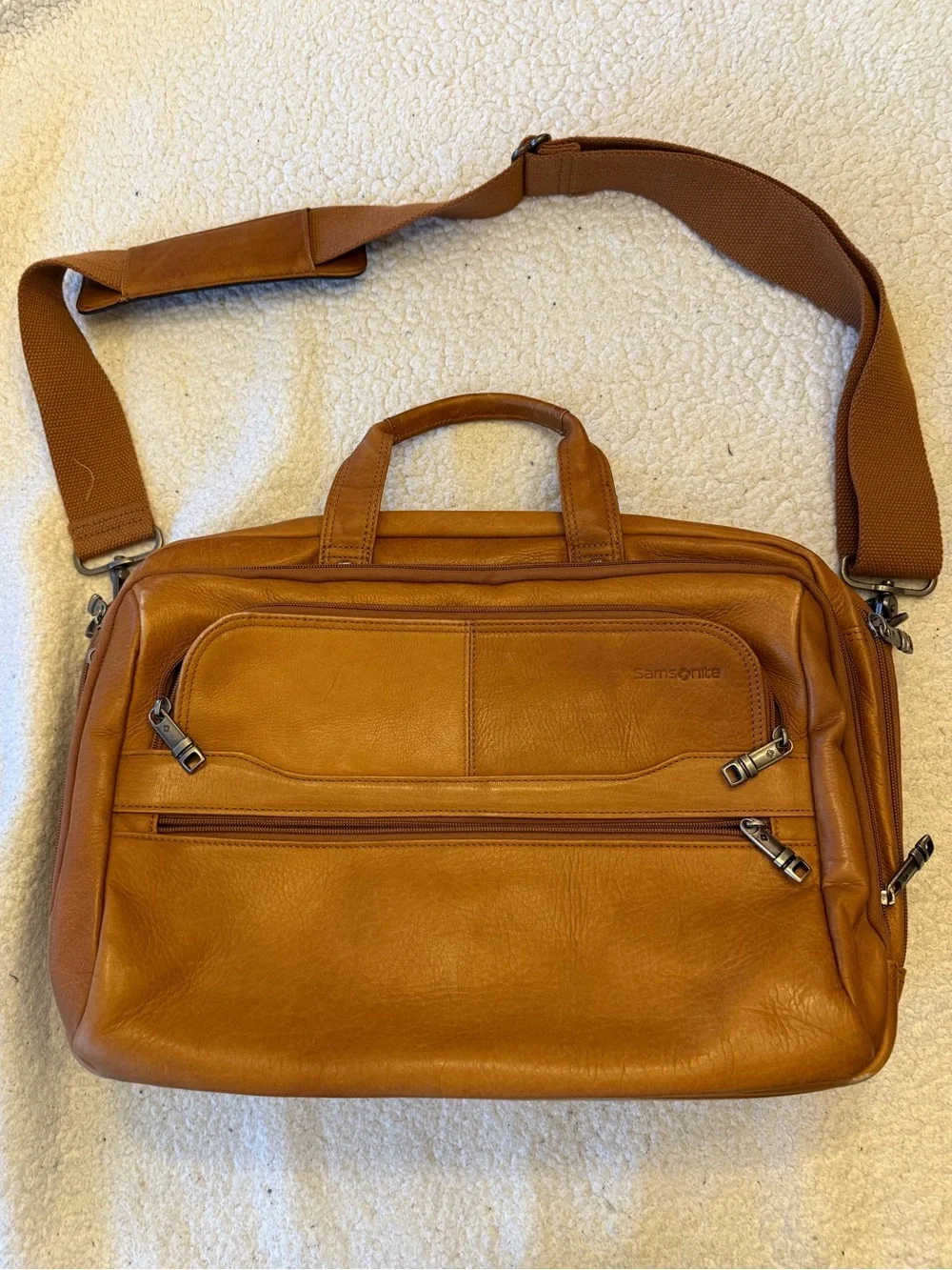 Samsonite pocket business