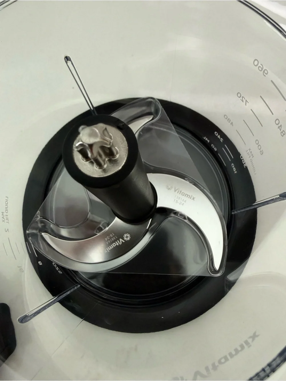 Vitamix three point