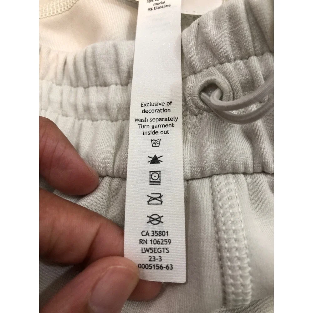 lululemon athletica good size