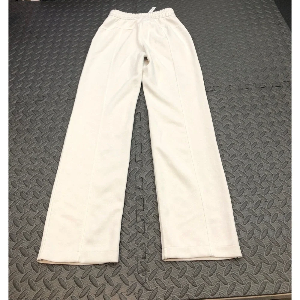lululemon athletica good size