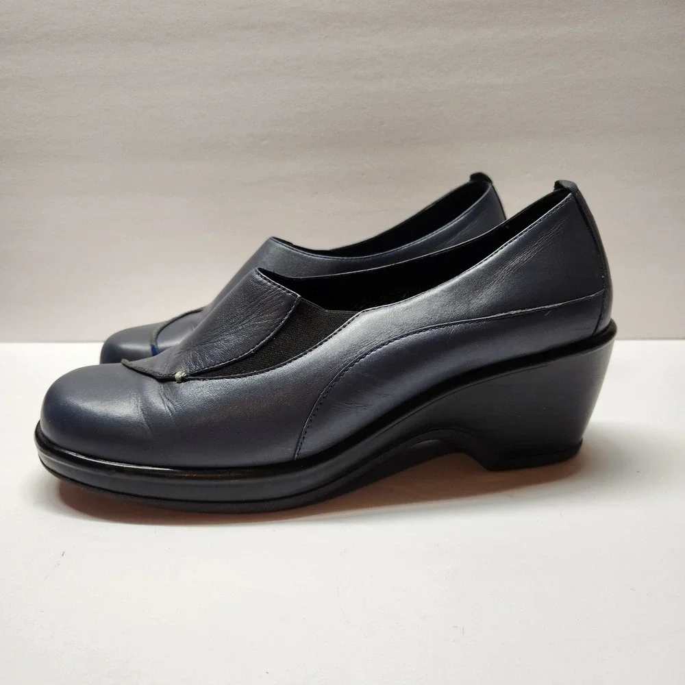 Dansko Womens Navy Blue Leather Wedge Loafers Comfort Shoes Size EU 40 US 9.5/10