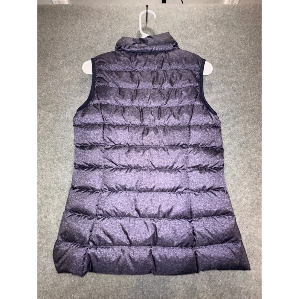 Eddie Bauer ensures charcoal