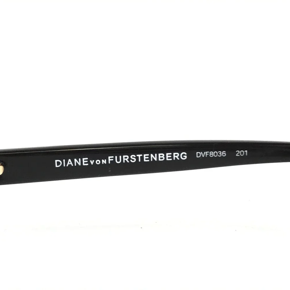 Diane Von Furstenberg demo lenses