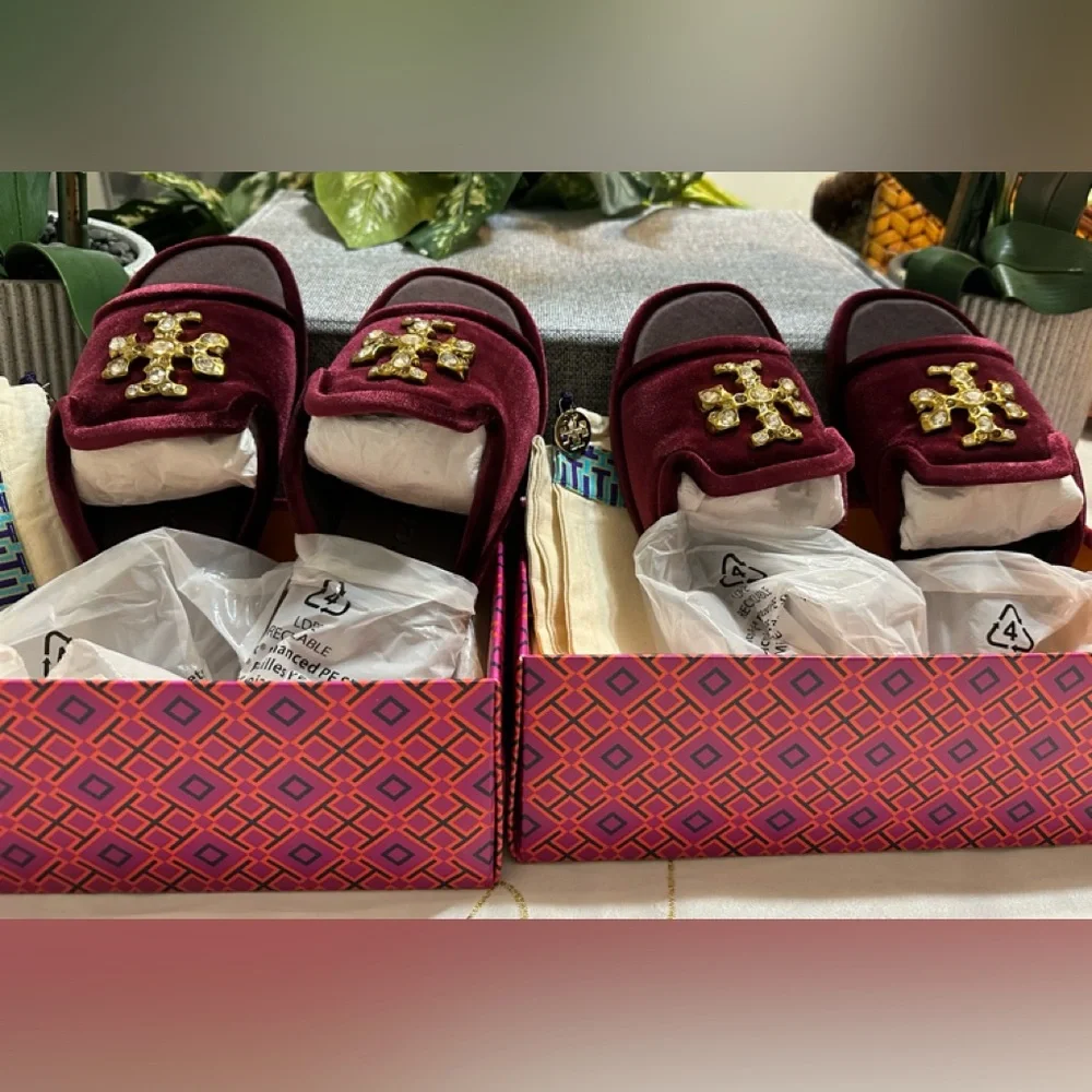 Tory Burch such lovely