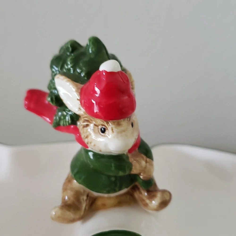 Gibson charming ceramic