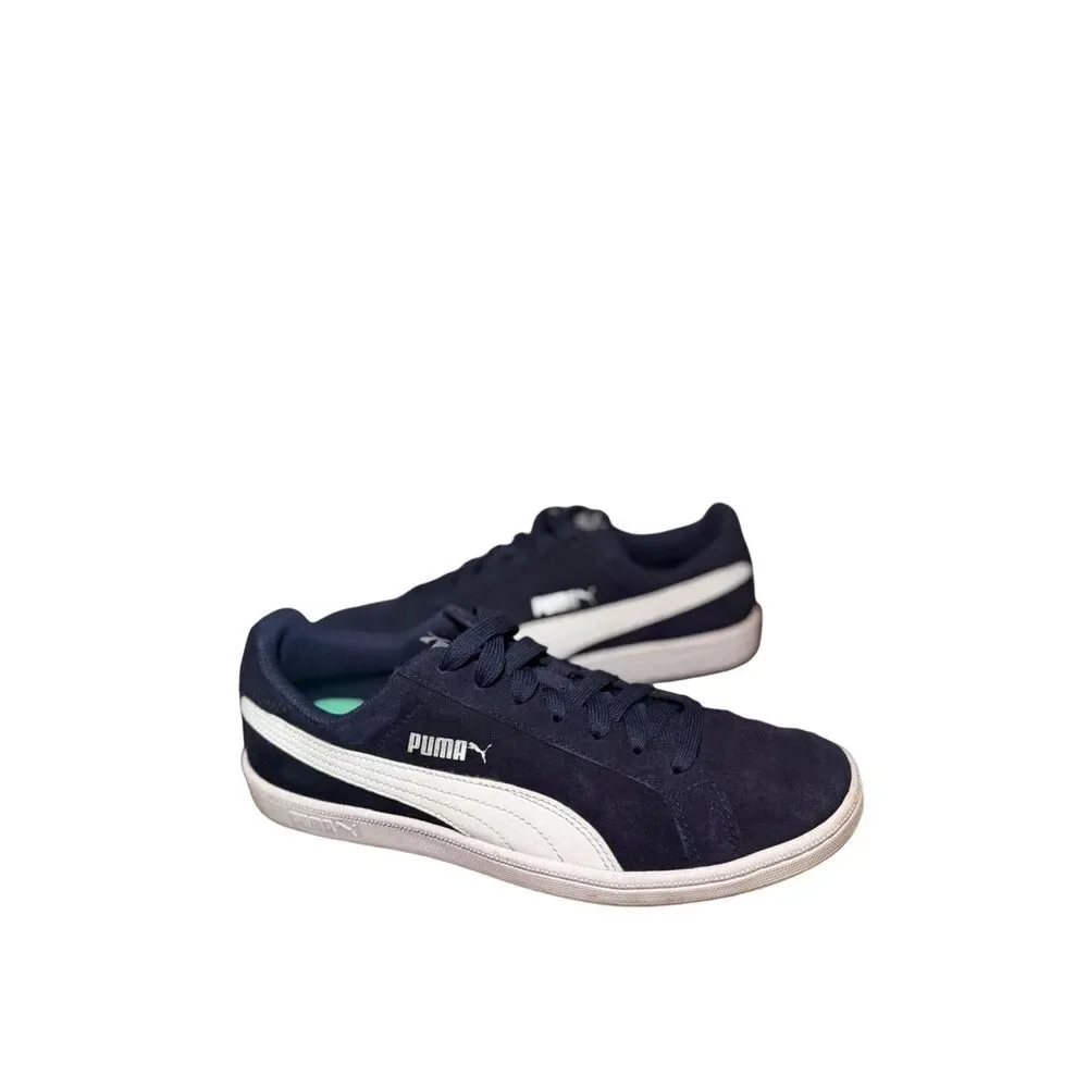 Puma Men’s Navy Suede Sneakers with White Formstrip size 8.5