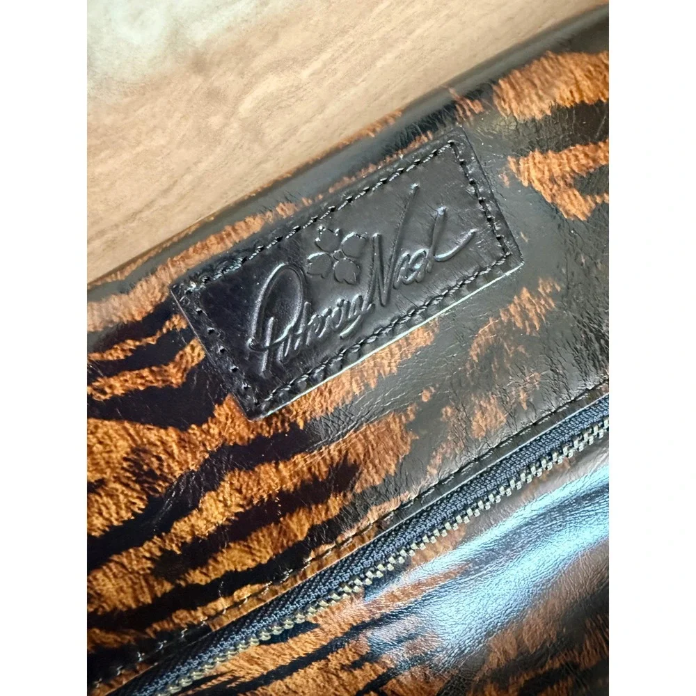 Patricia Nash Tiger Print Foldover Wristlet Clutch Bag P715388 Brown Black NWOT
