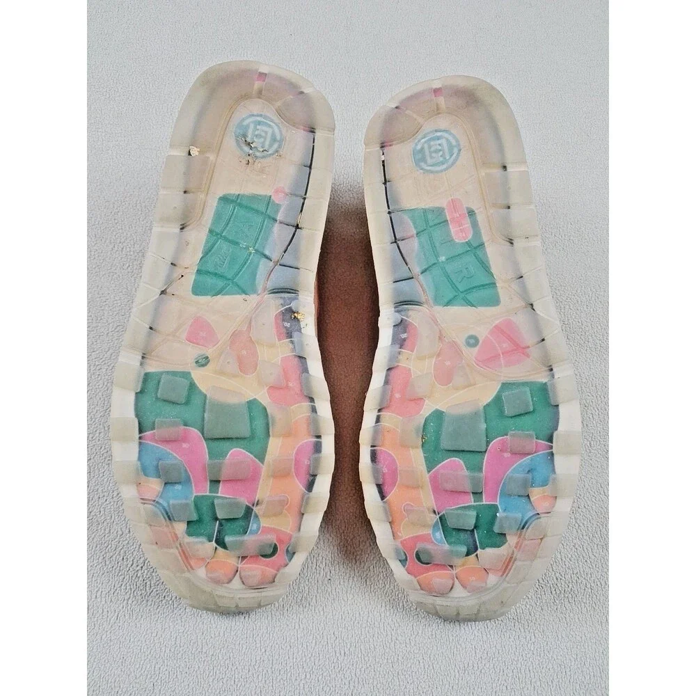 Nike first photo