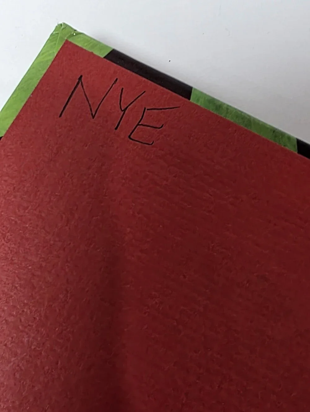 N/A still folder corners