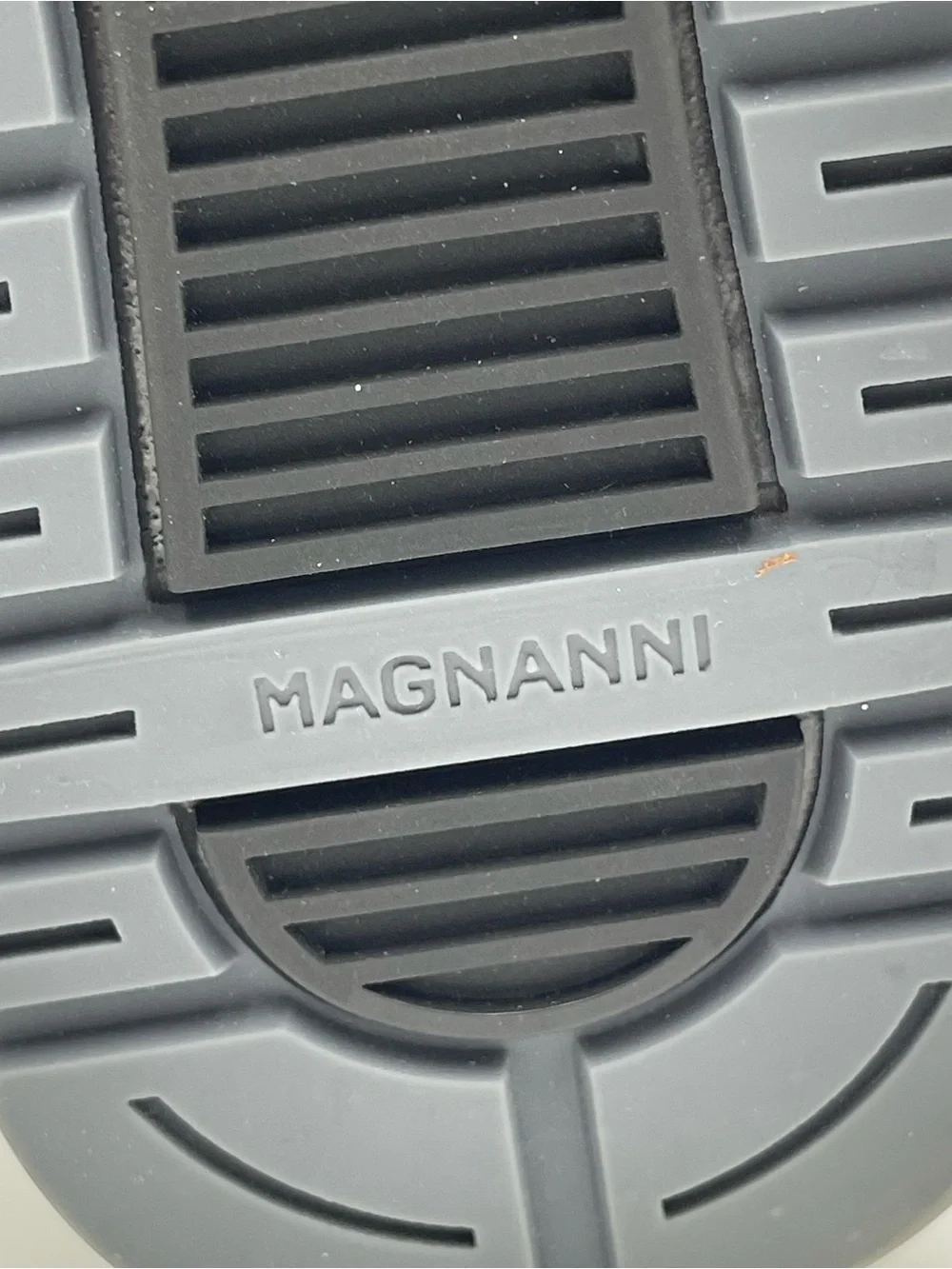 Magnanni casual versatile