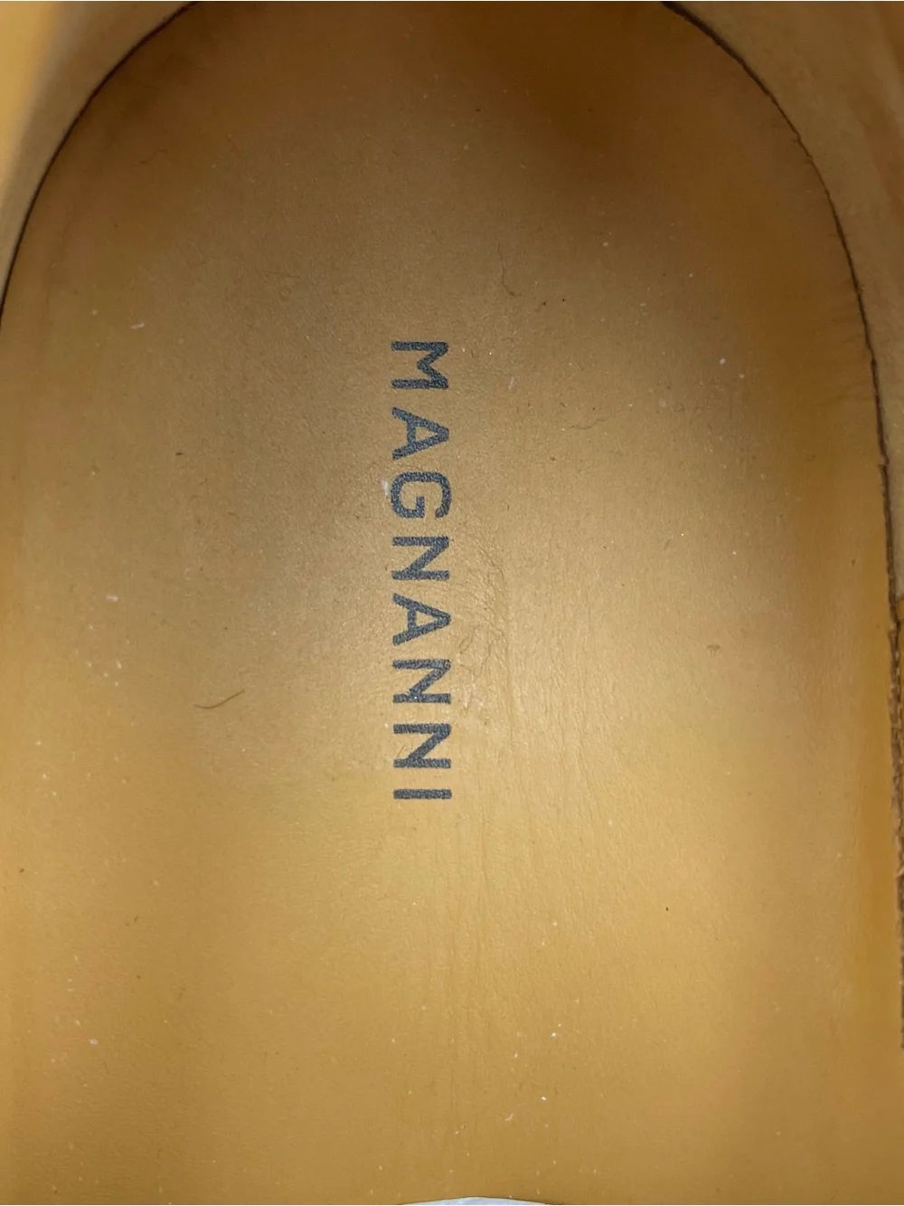 Magnanni outsole white clean