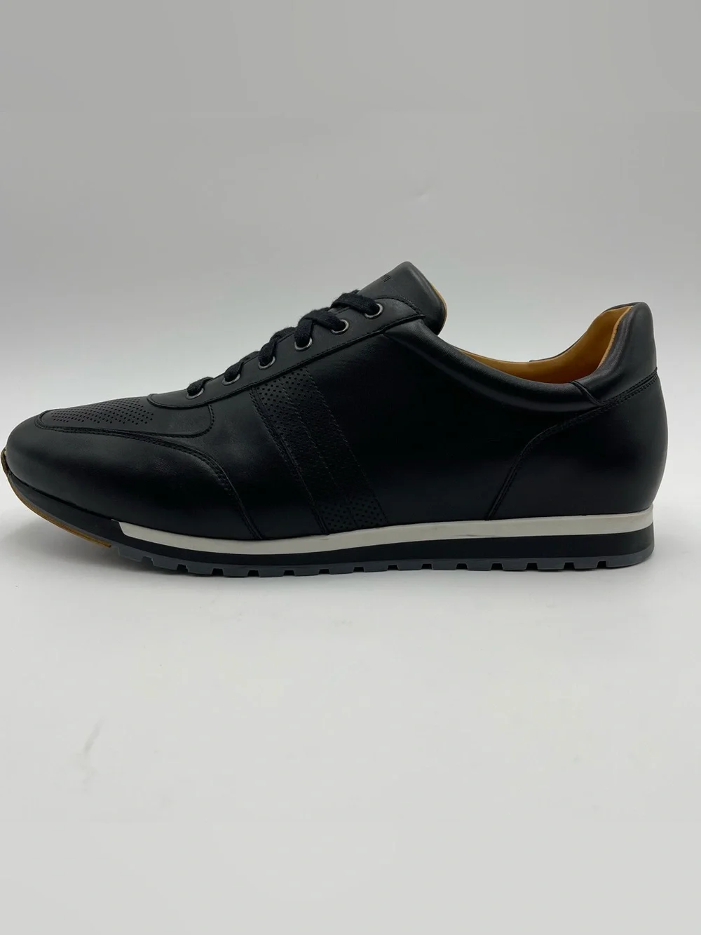 Magnanni no looks gum