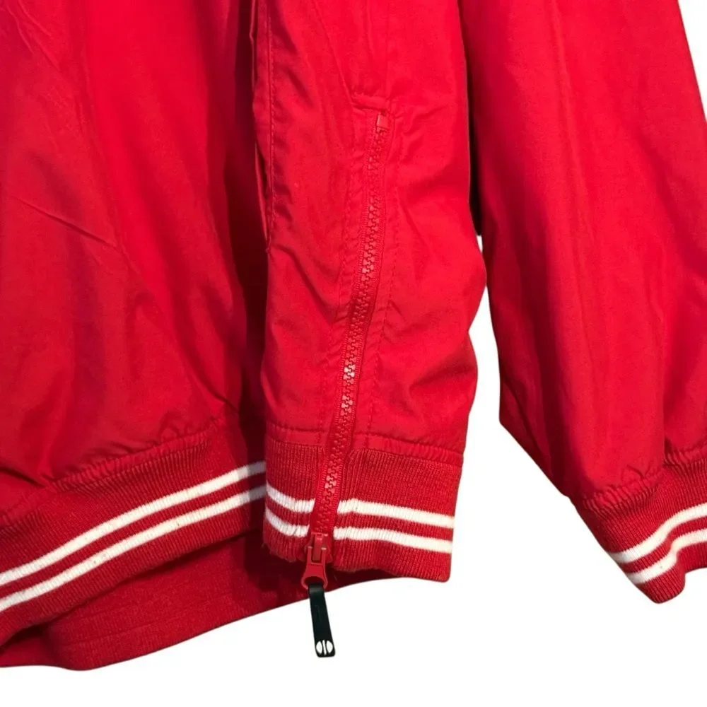 Holloway bold red