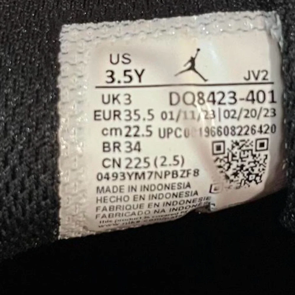 Jordan sporty mid