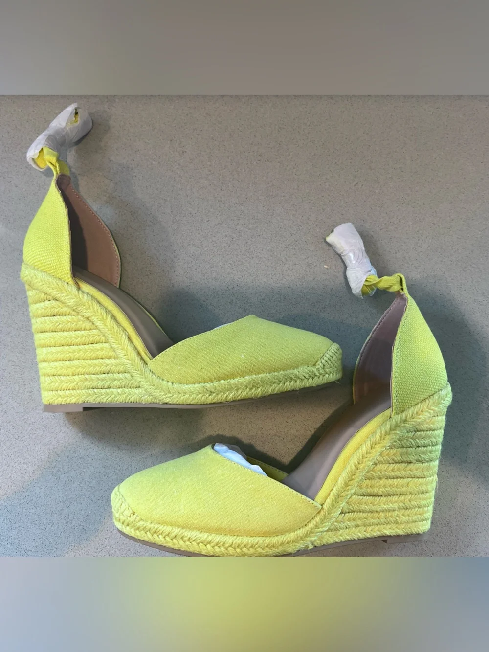 JustFab stylish yellow