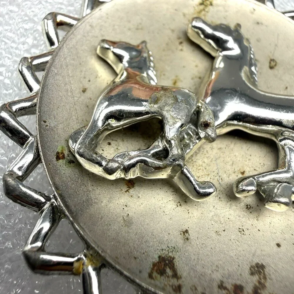 Unbranded vintage horse