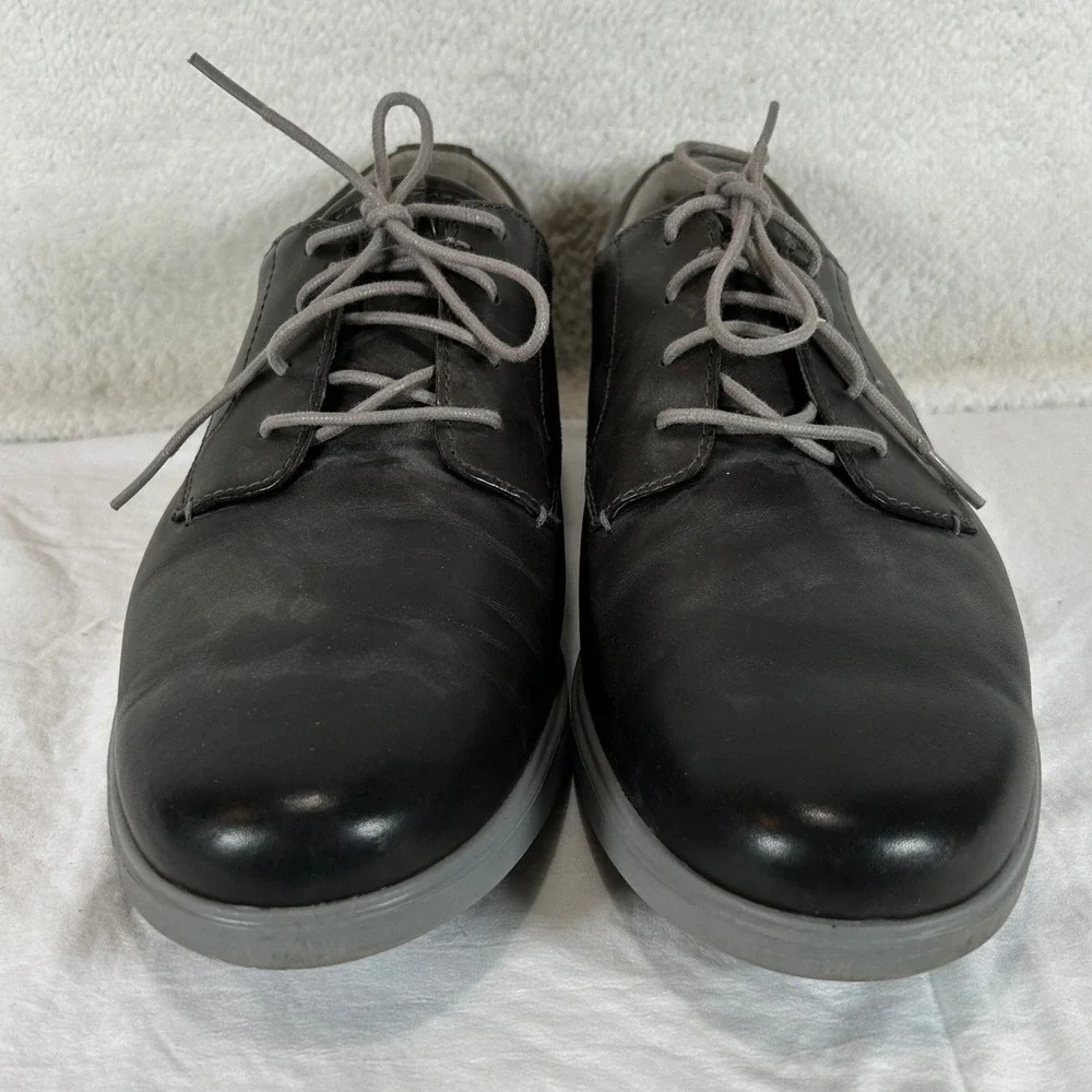 Cole Haan keywords business