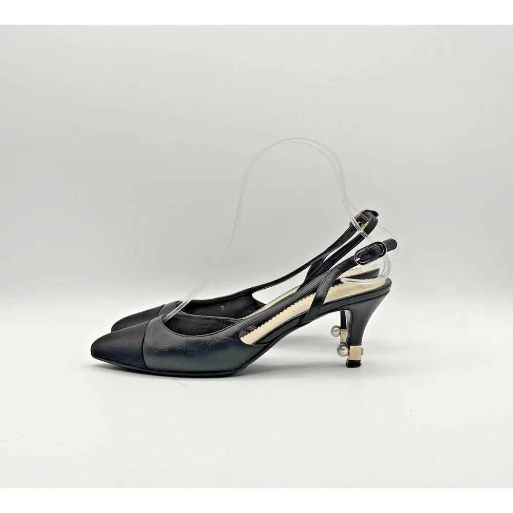 CHANEL black slingback
