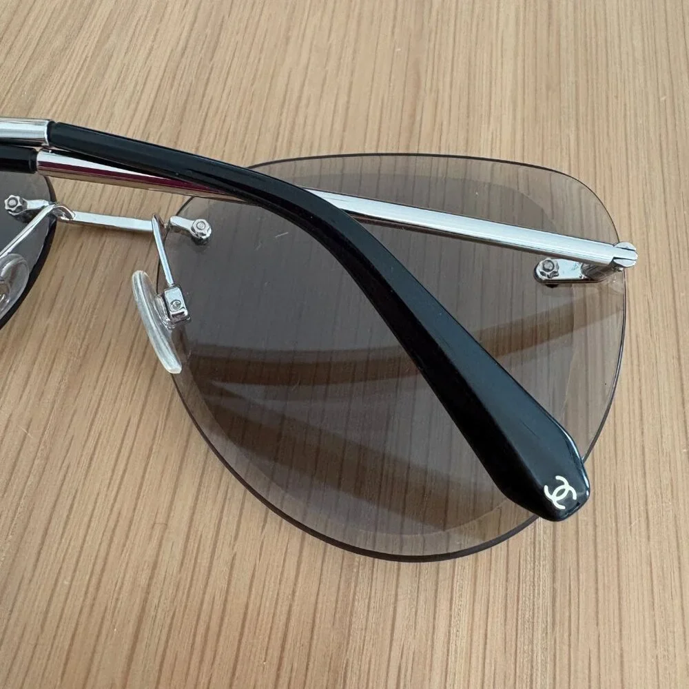 CHANEL brown tone accessory