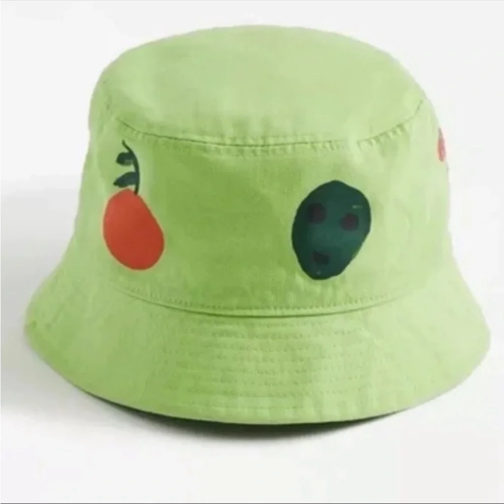 Coney Island Picnic Icon Bucket Hat in Green