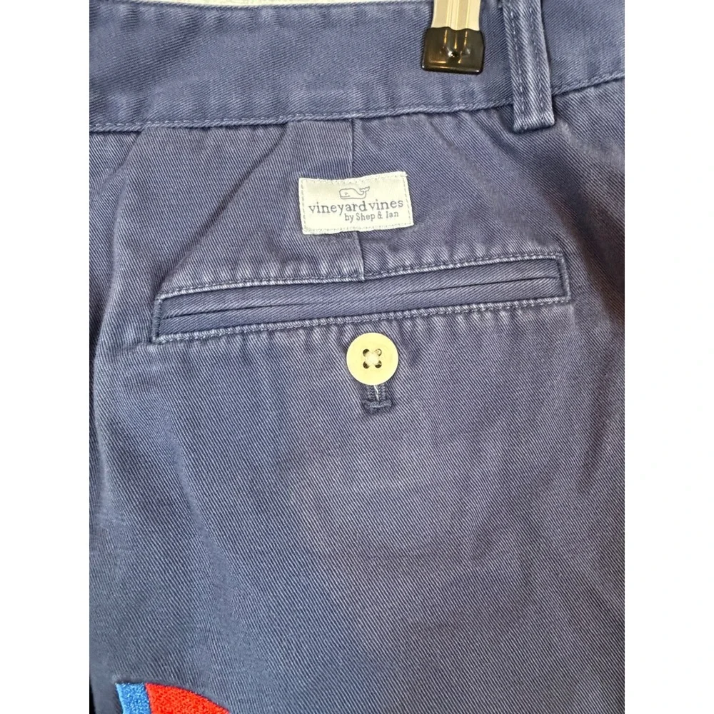 Vineyard Vines smoke tags picture