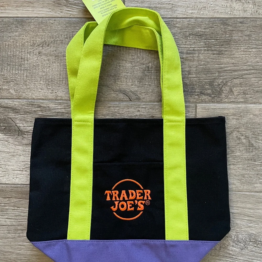 ❤️ TRADER JOES EXCLUSIVE HALLOWEEN TOTE BAG NEW