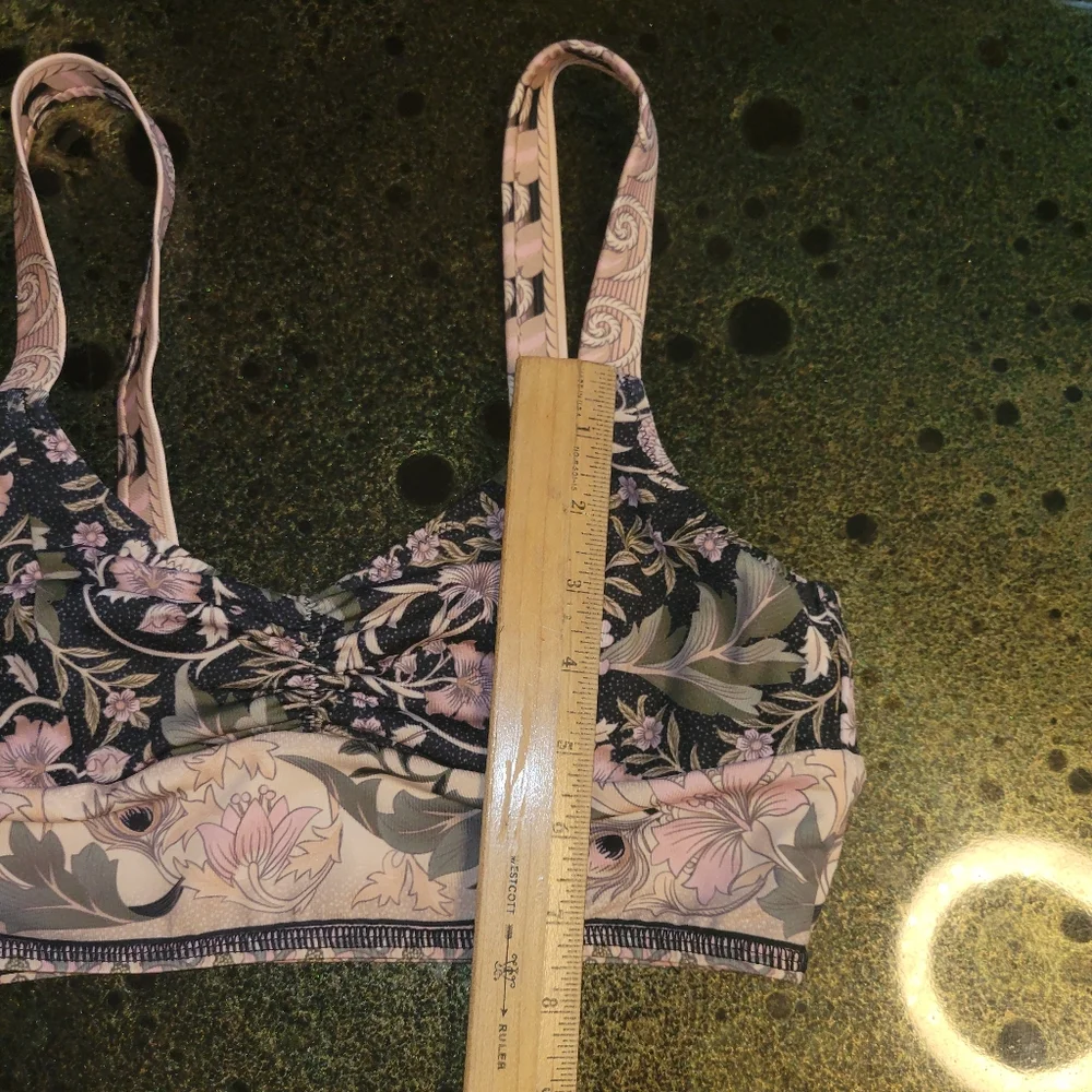 Free People reposhing this