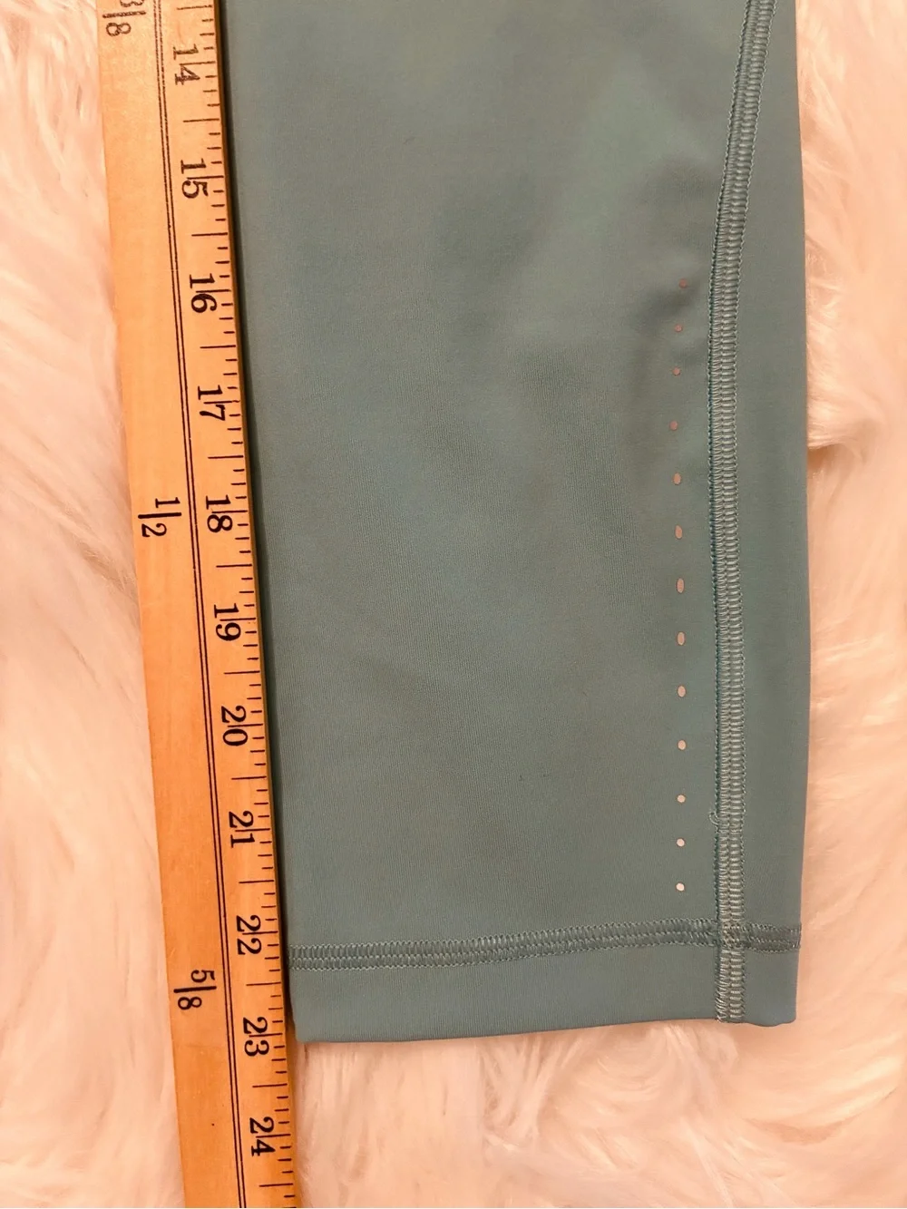 Lululemon NWOT Swift Speed HR Crop 23” Tidal Teal Sz 8 Style #LW6CUZS Stunning
