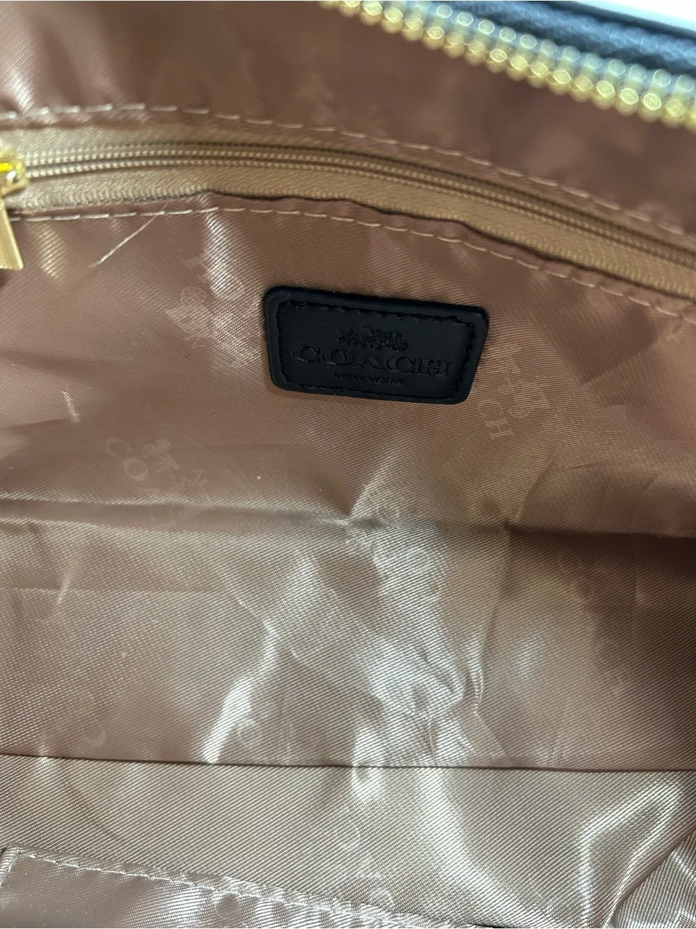 Coach classic shoulder