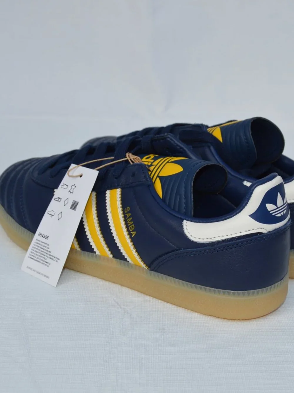 adidas Originals eye catching