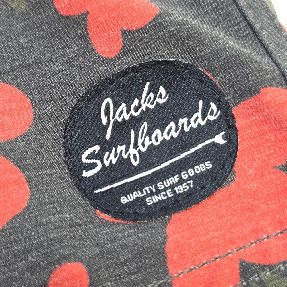 Jacks Surfboards save huge