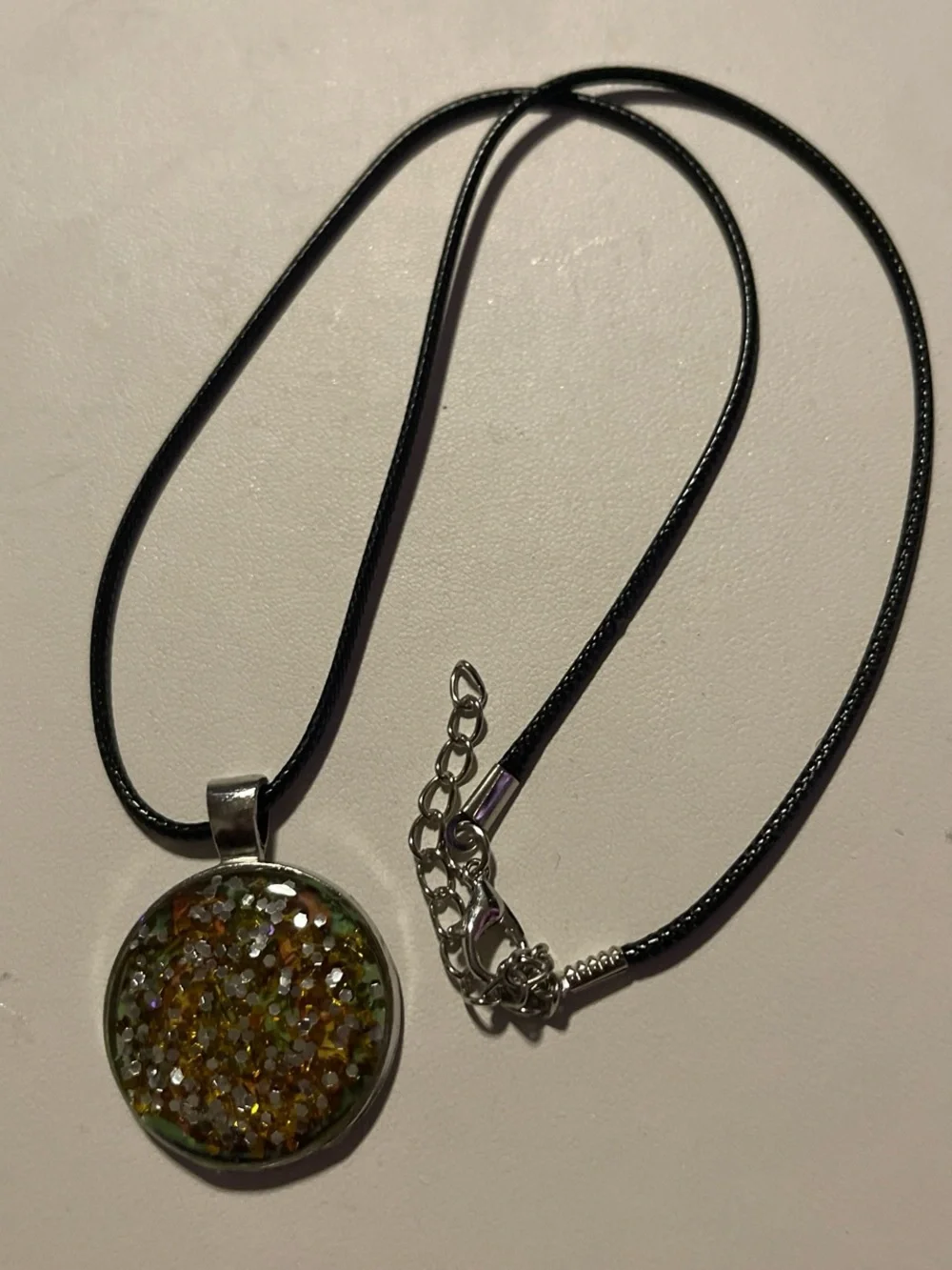 Gold Glitter Round Pendant Necklace - Women Jewelry