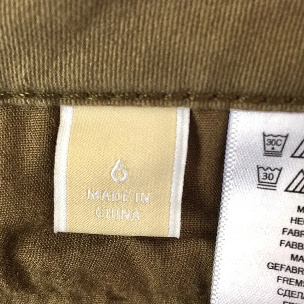 Michael Kors jeggings size 6 EUC army green zipper ankle length Fake back pocket