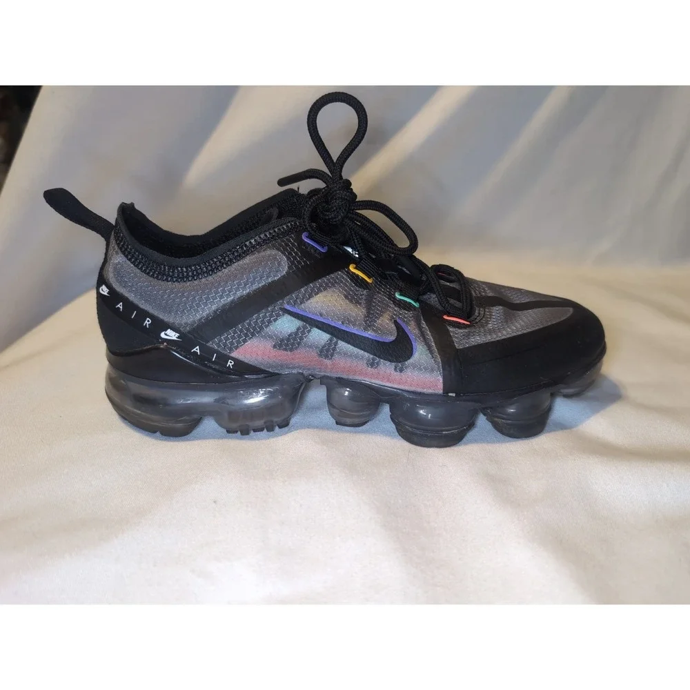 Nike Air VaporMax Synthetic Low Top Sneakers  Shoes/Black/Multicolor Size 5Y