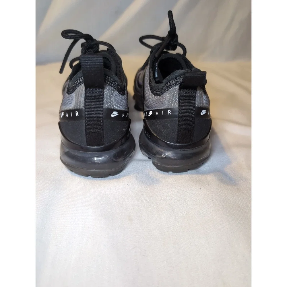 Nike Air VaporMax Synthetic Low Top Sneakers  Shoes/Black/Multicolor Size 5Y