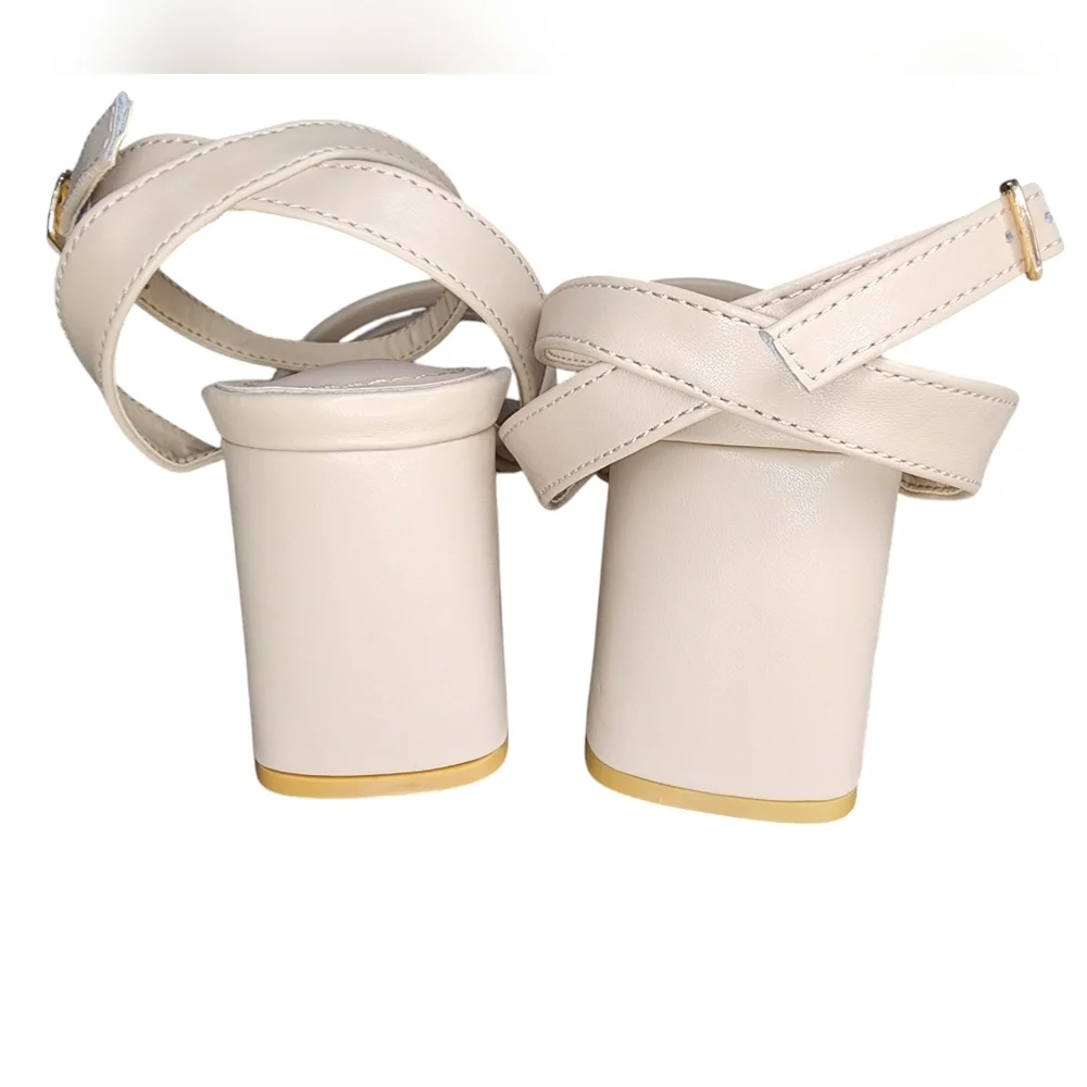 cybling nude strappy