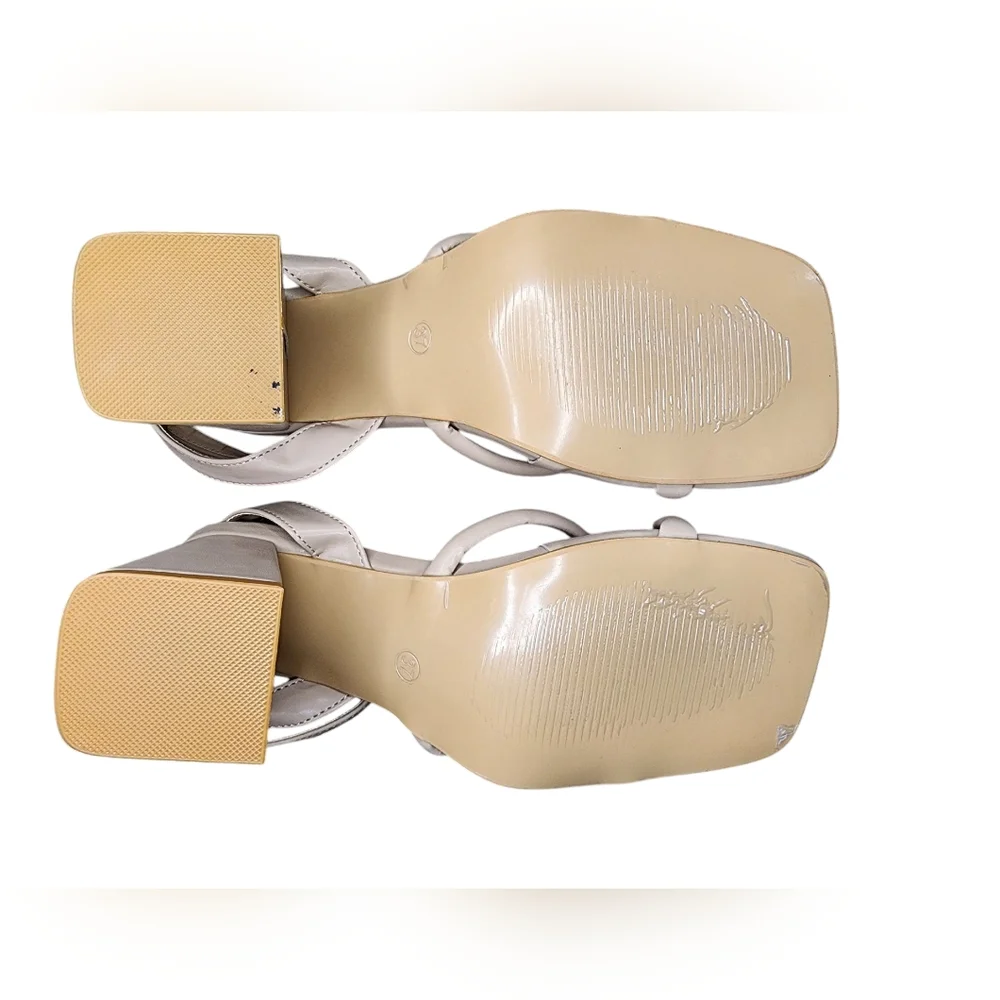 cybling nude strappy