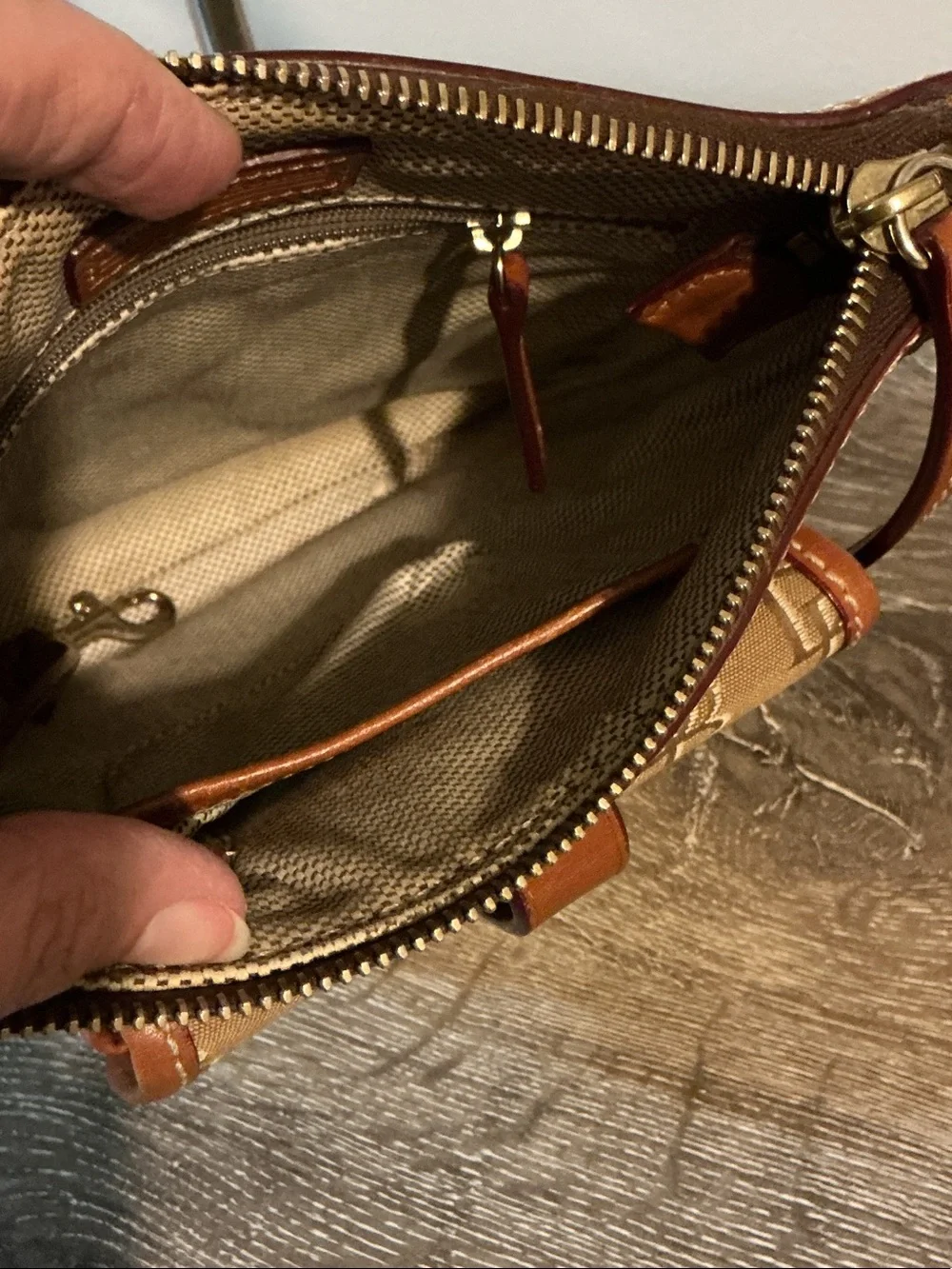 Dooney & Bourke Signature Letter Carrier Crossbody Bag Cocoa Body Tan Leather