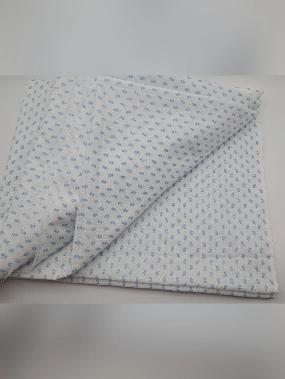 Vintage blue cotton adding