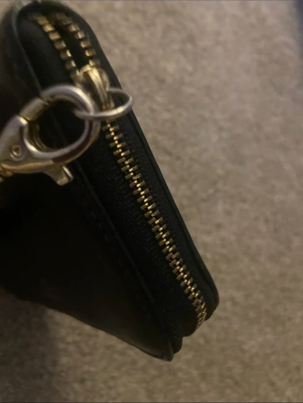 Fossil classic black