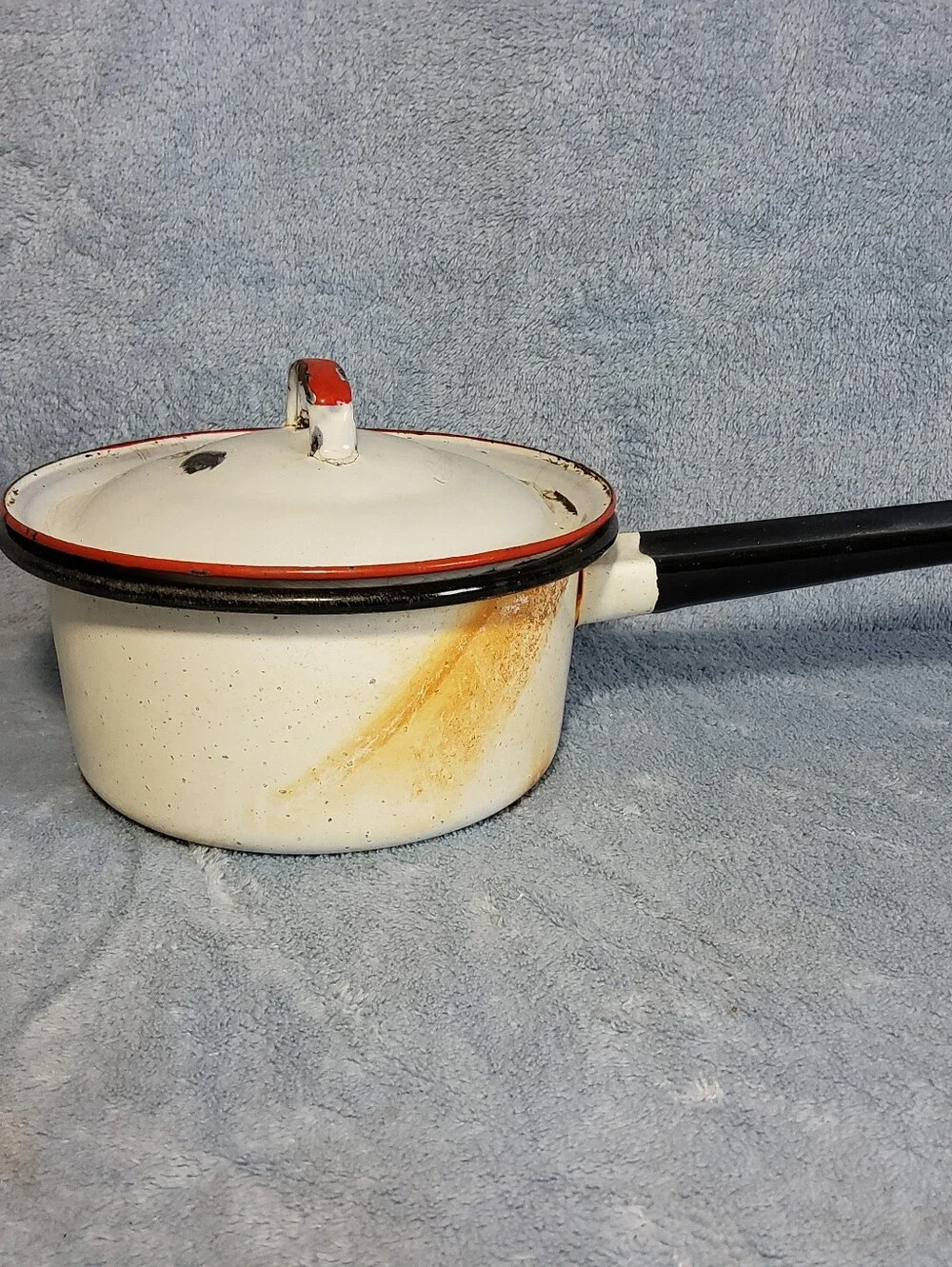 Enamelware retro saucepan vintage