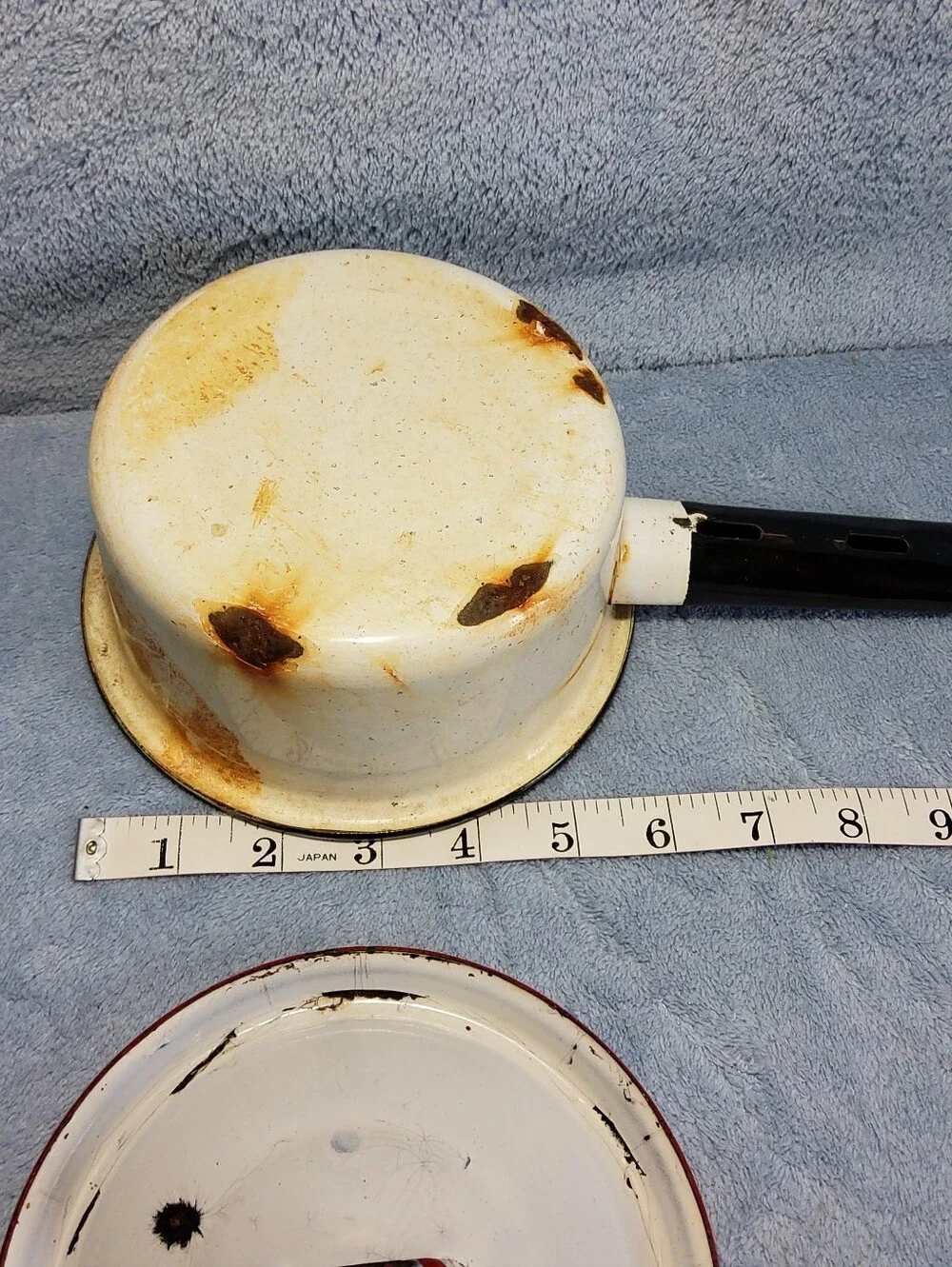 Enamelware cottagecore lid