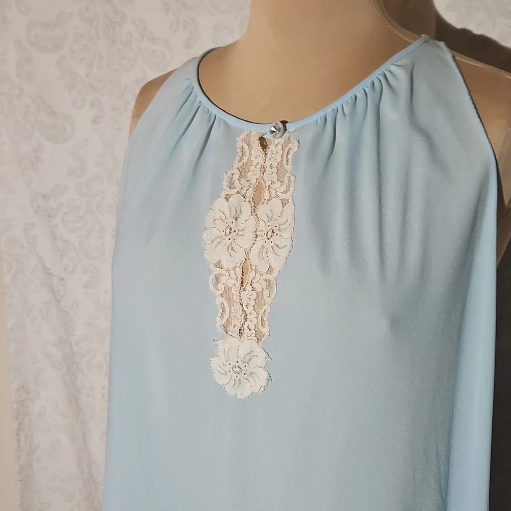 Van Raalte light neckline measurements