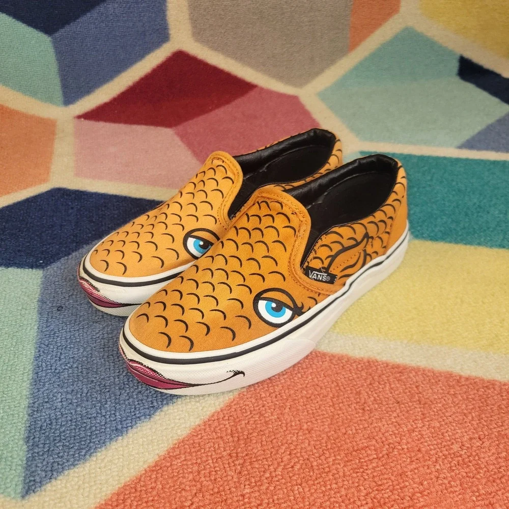 Vans Classic Slip-On Fish Scale Orange Blue Kids Size 1.0 Sneakers
