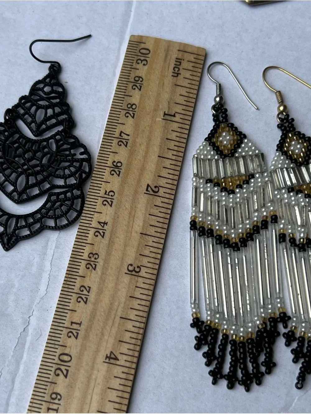 N/A white or earrings